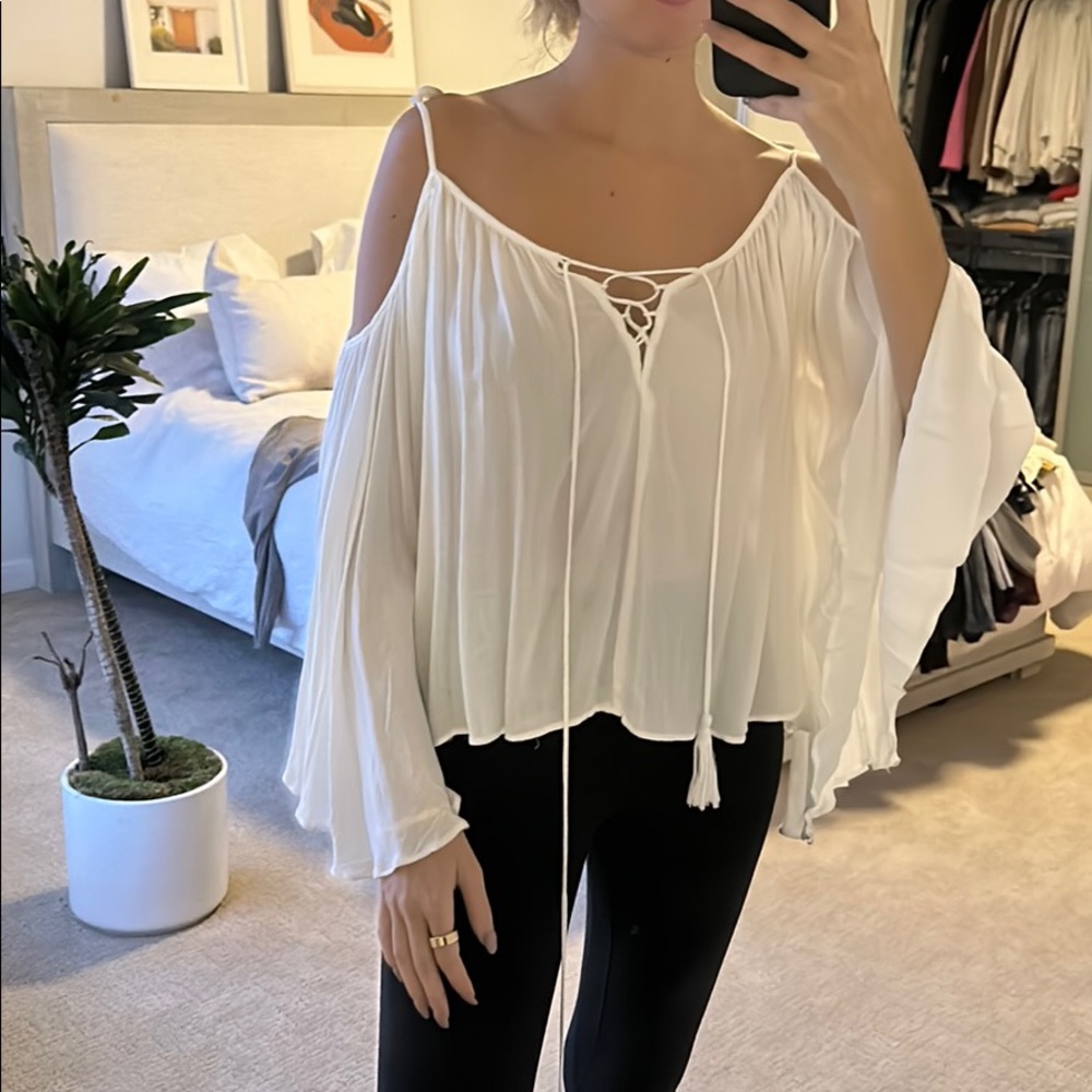 Super cute white top